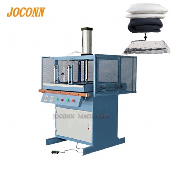 Pillow compressing packing machine